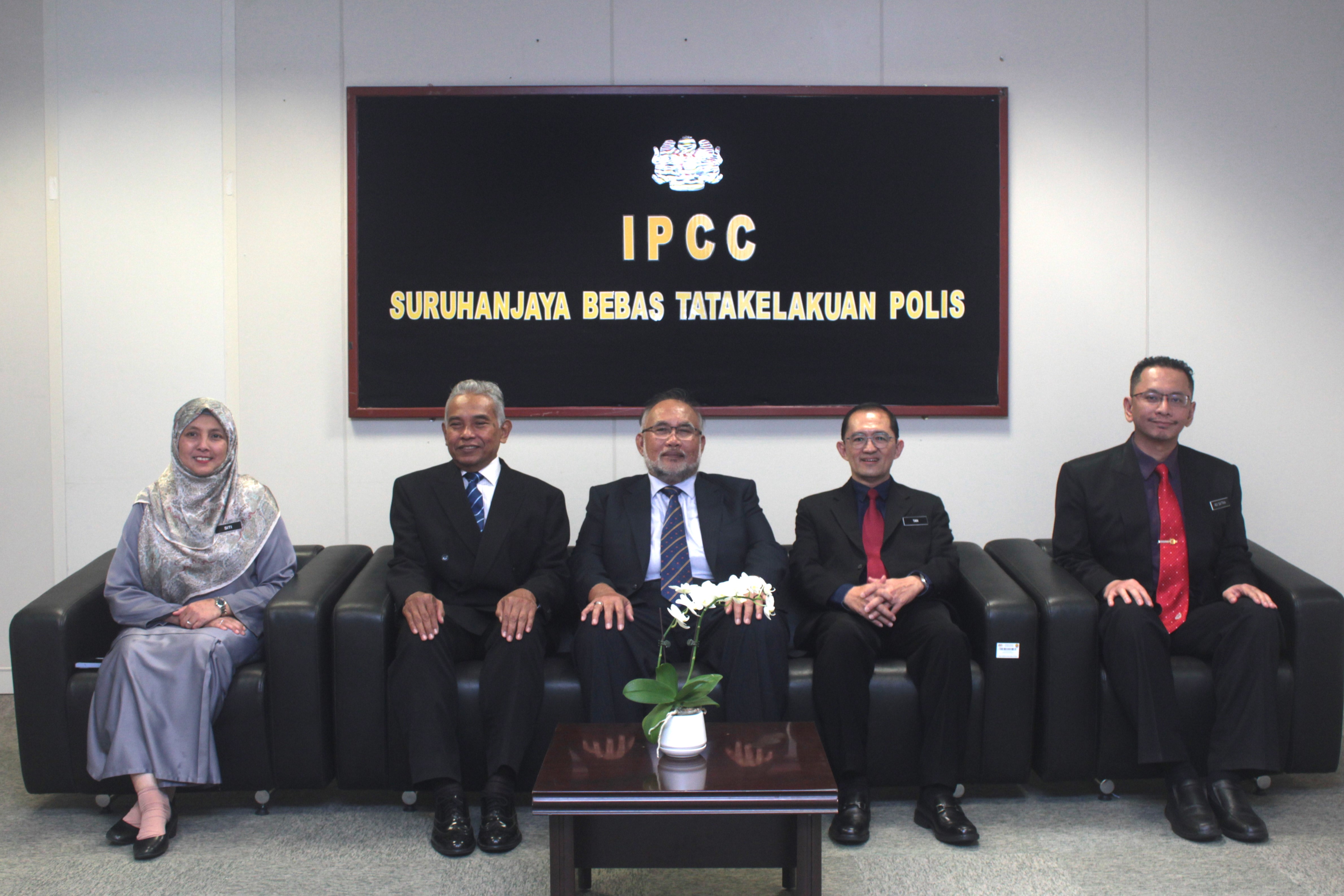 Majlis Serah Surat Cara Pelantikan