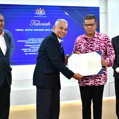 Img Pelantikan Anggota Suruhanjaya 12