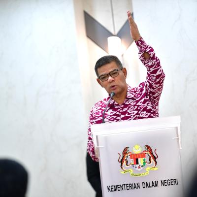 Img Pelantikan Anggota Suruhanjaya 16