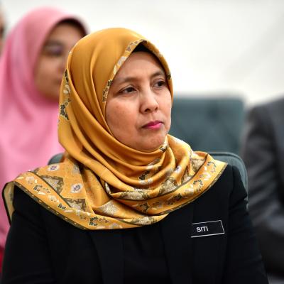 Img Pelantikan Anggota Suruhanjaya 1