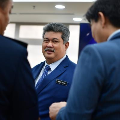 Img Pelantikan Anggota Suruhanjaya 7